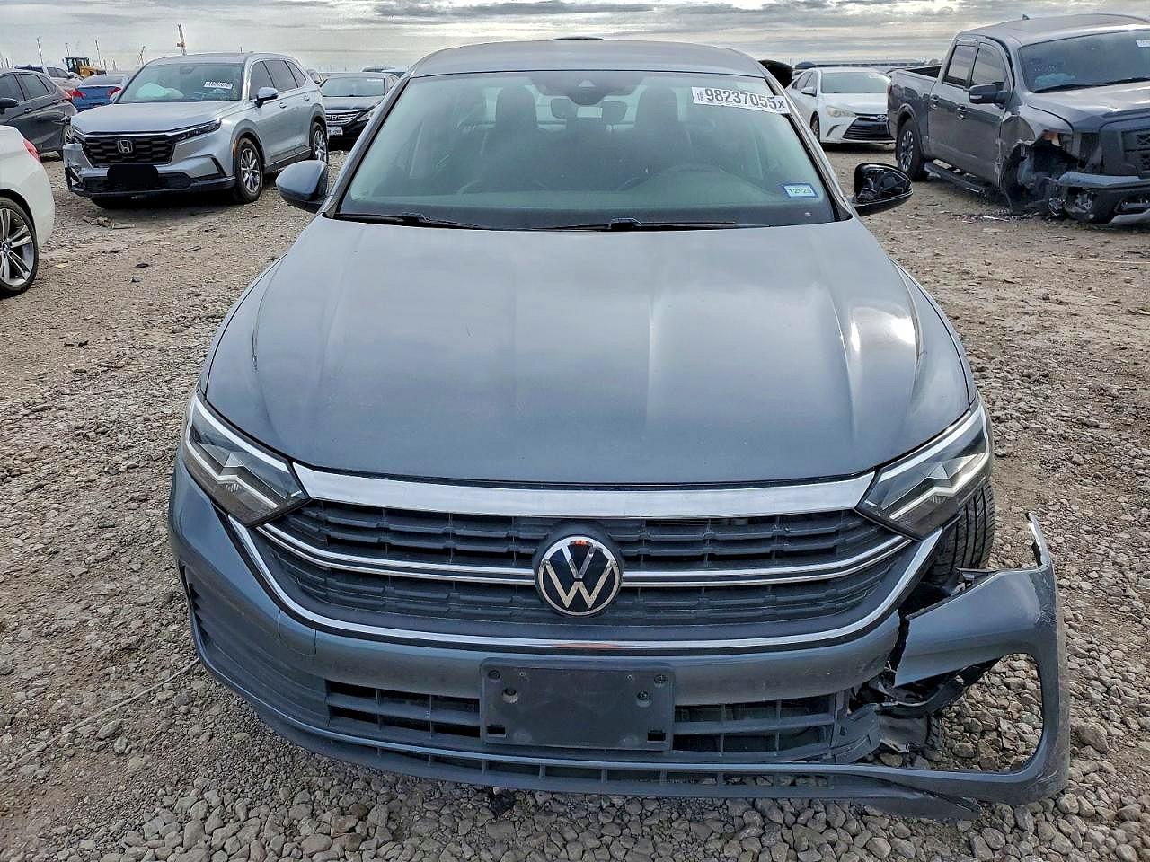 2024 VOLKSWAGEN JETTA SE photo 5