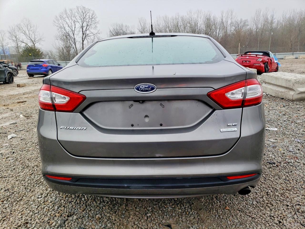 2013 FORD FUSION SE photo 6