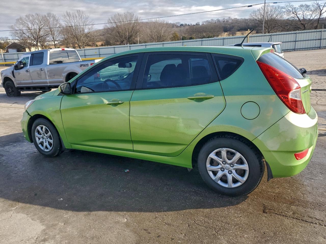 2014 HYUNDAI ACCENT GLS photo 2