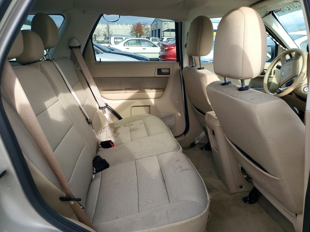 2011 FORD ESCAPE XLT photo 11