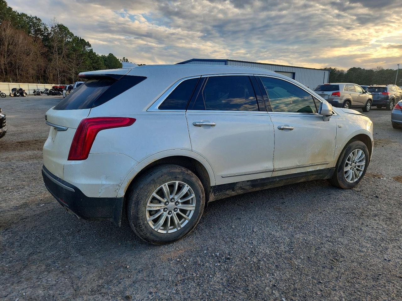 2017 CADILLAC XT5 photo 7