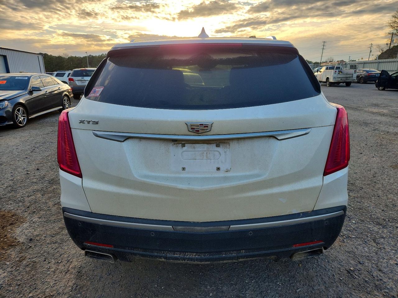 2017 CADILLAC XT5 photo 16