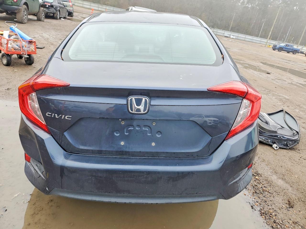 2016 HONDA CIVIC LX photo 11