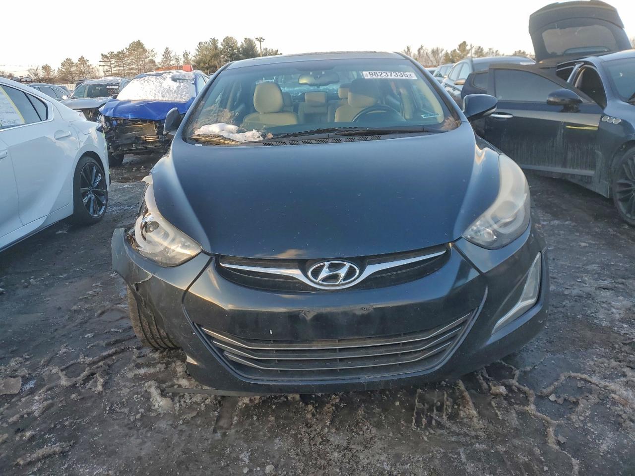 2015 HYUNDAI ELANTRA SE photo 5