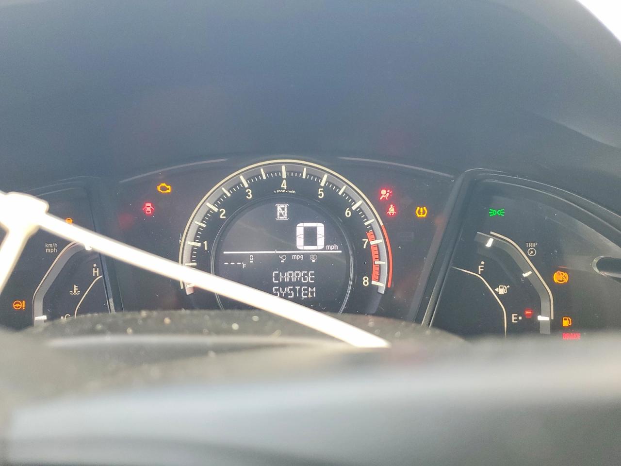2017 HONDA CIVIC LX photo 9