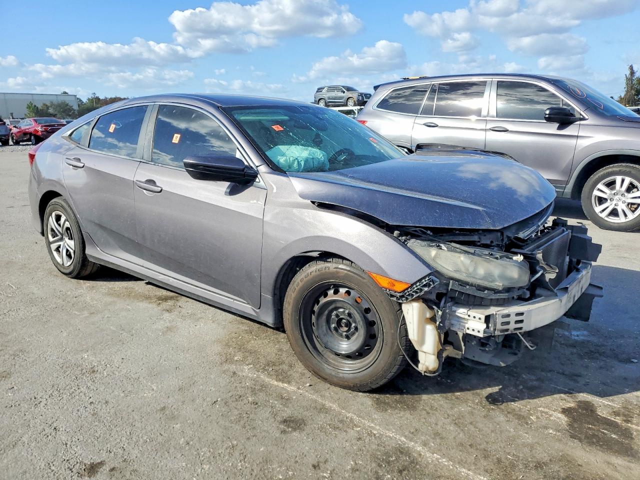 2017 HONDA CIVIC LX photo 4