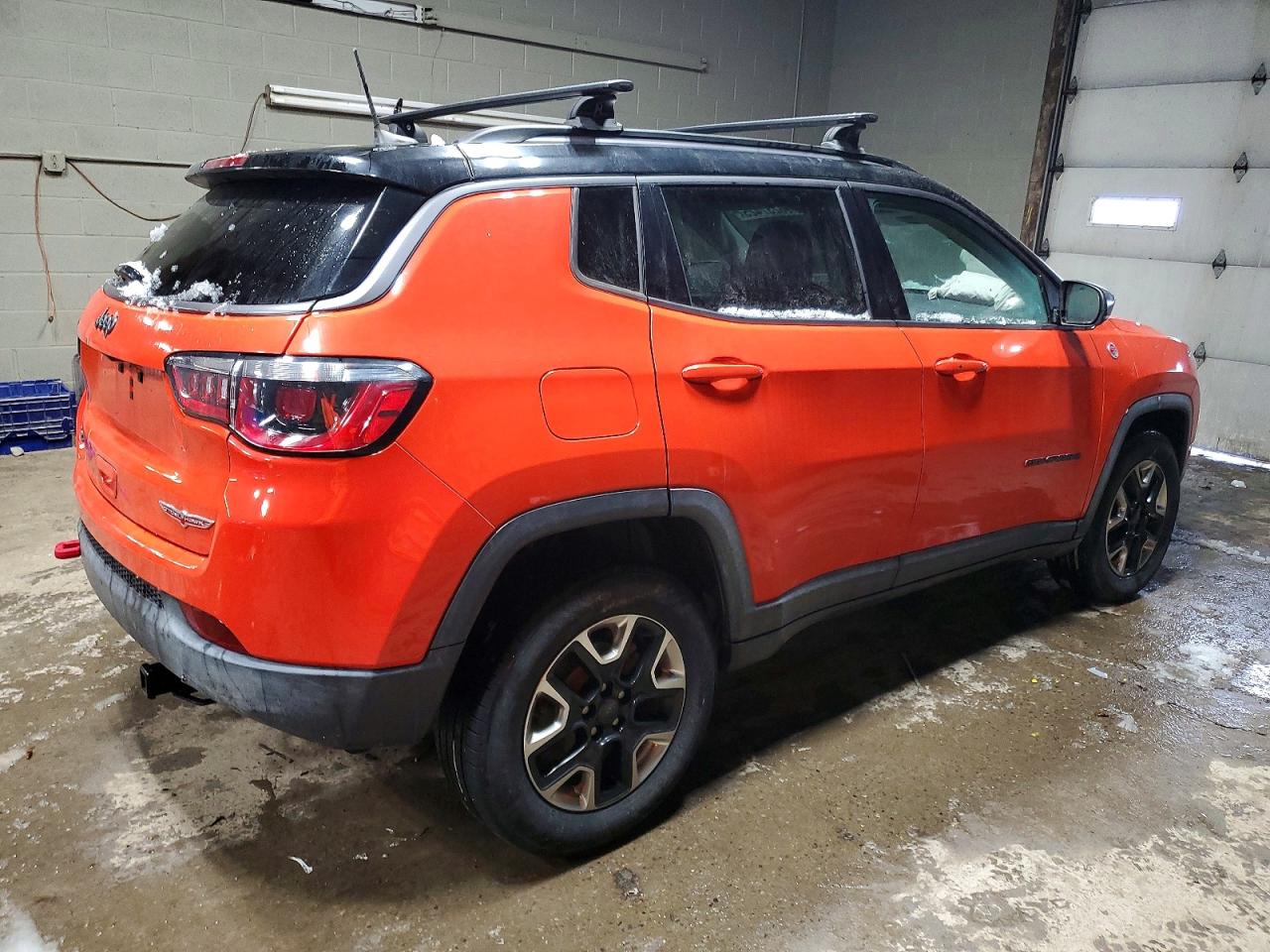 2017 JEEP COMPASS TRAILHAWK photo 5
