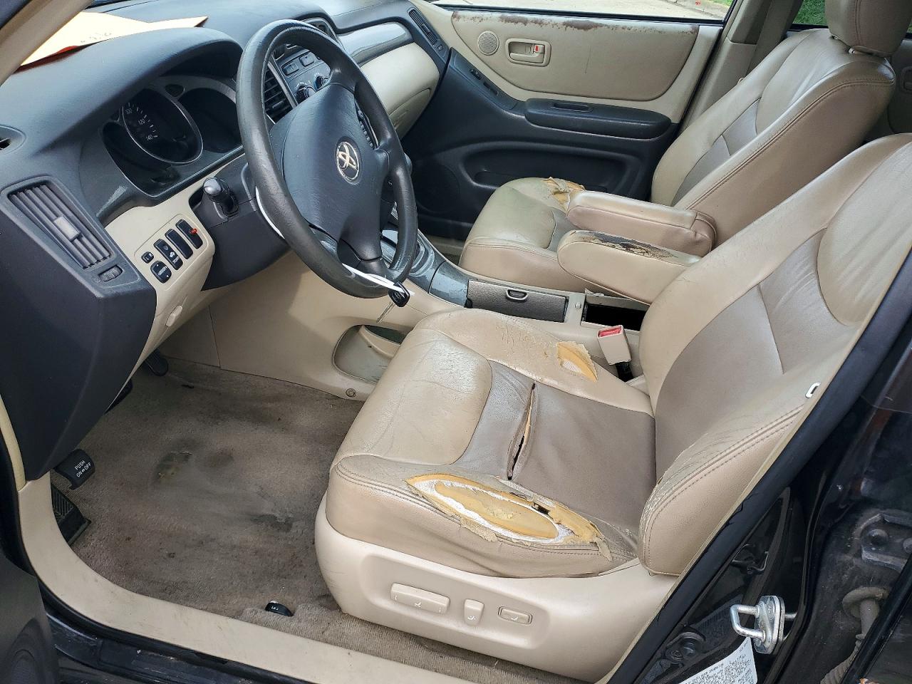 2003 TOYOTA HIGHLANDER LIMITED photo 7