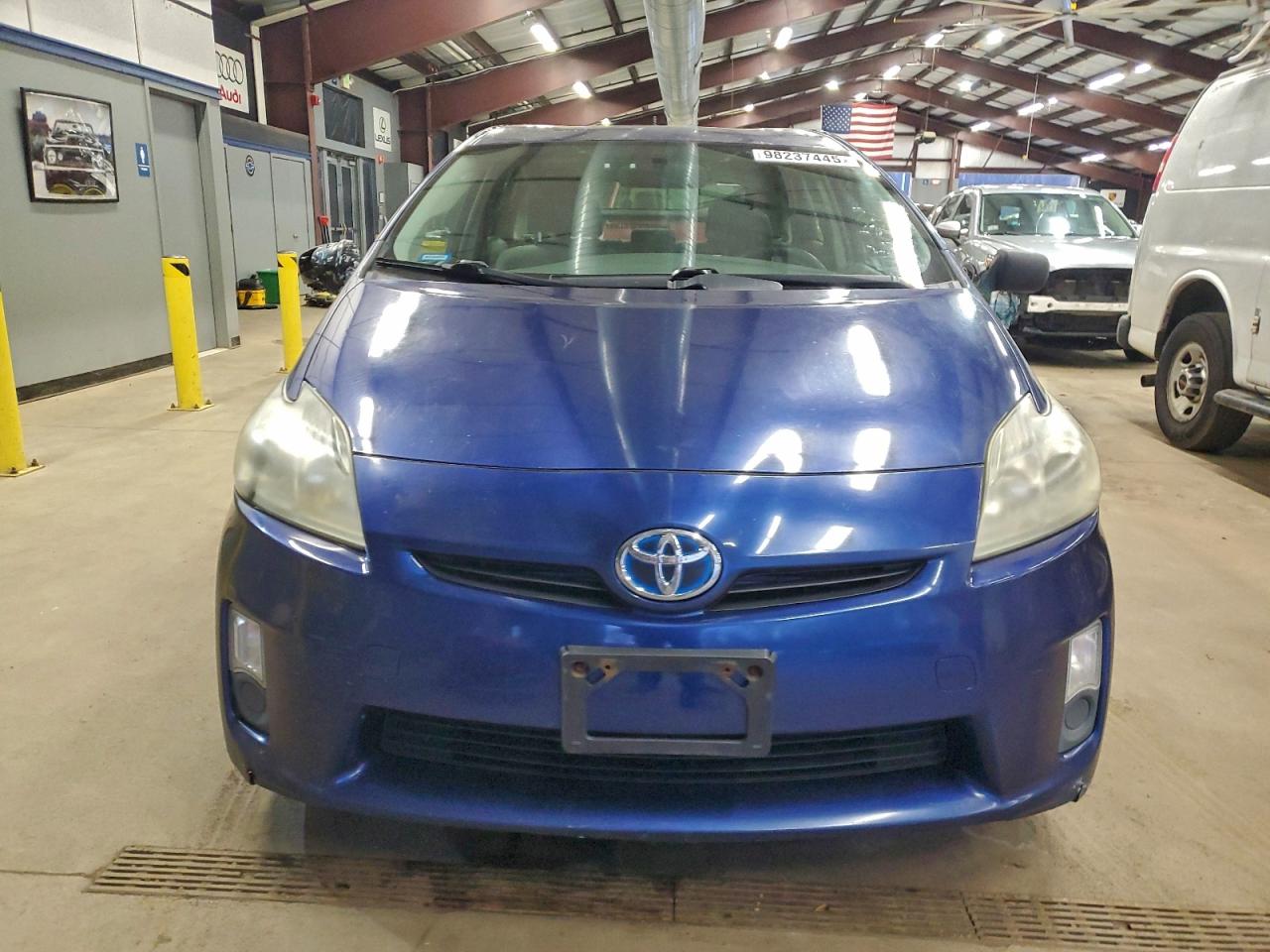 2010 TOYOTA PRIUS photo 5