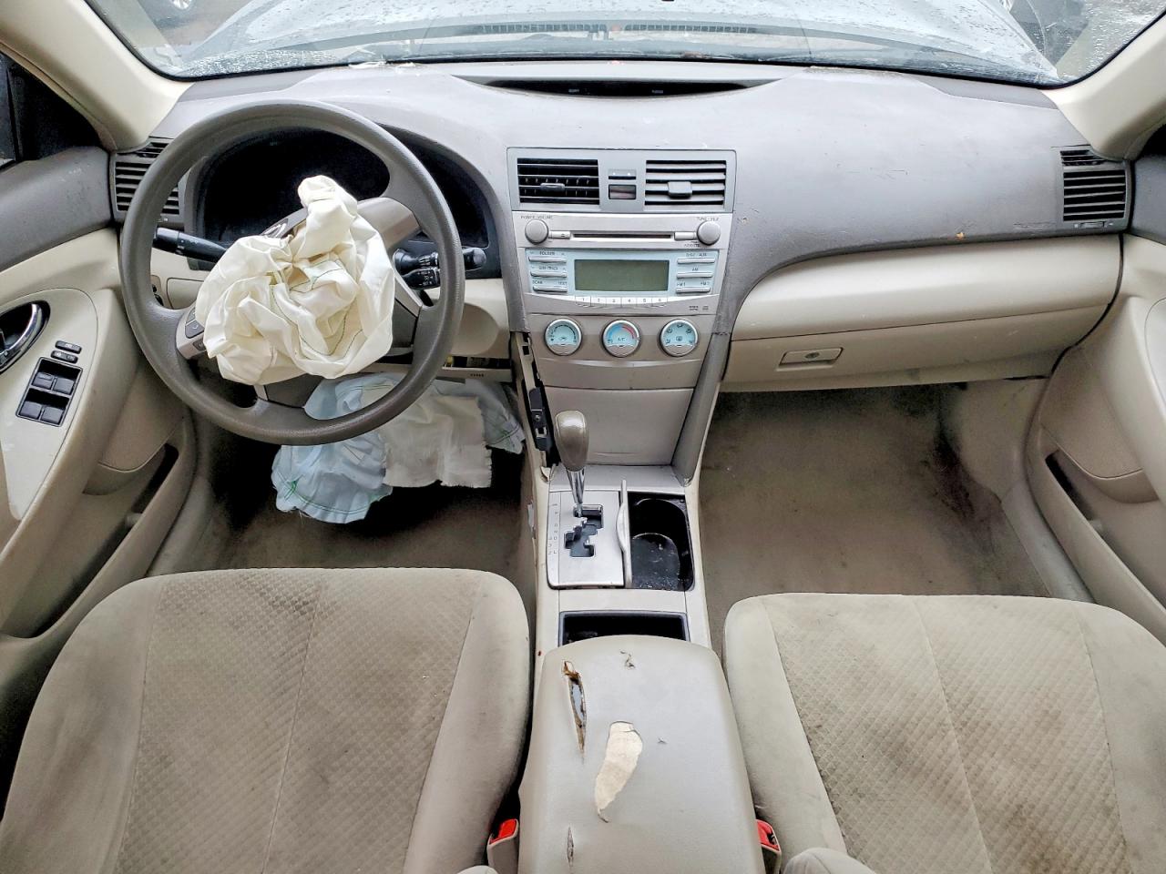 2007 TOYOTA CAMRY LE photo 8