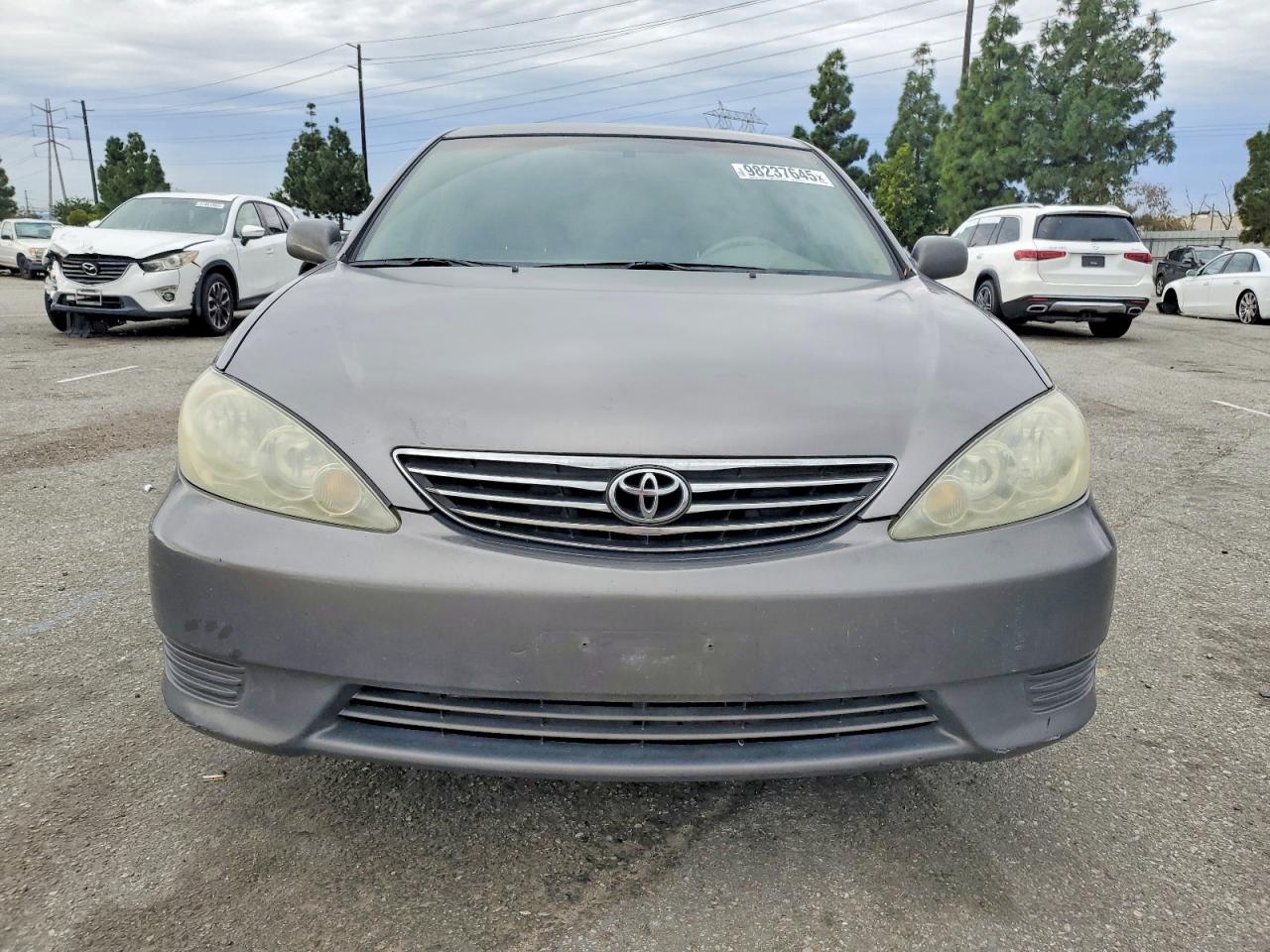2006 TOYOTA CAMRY LE photo 9