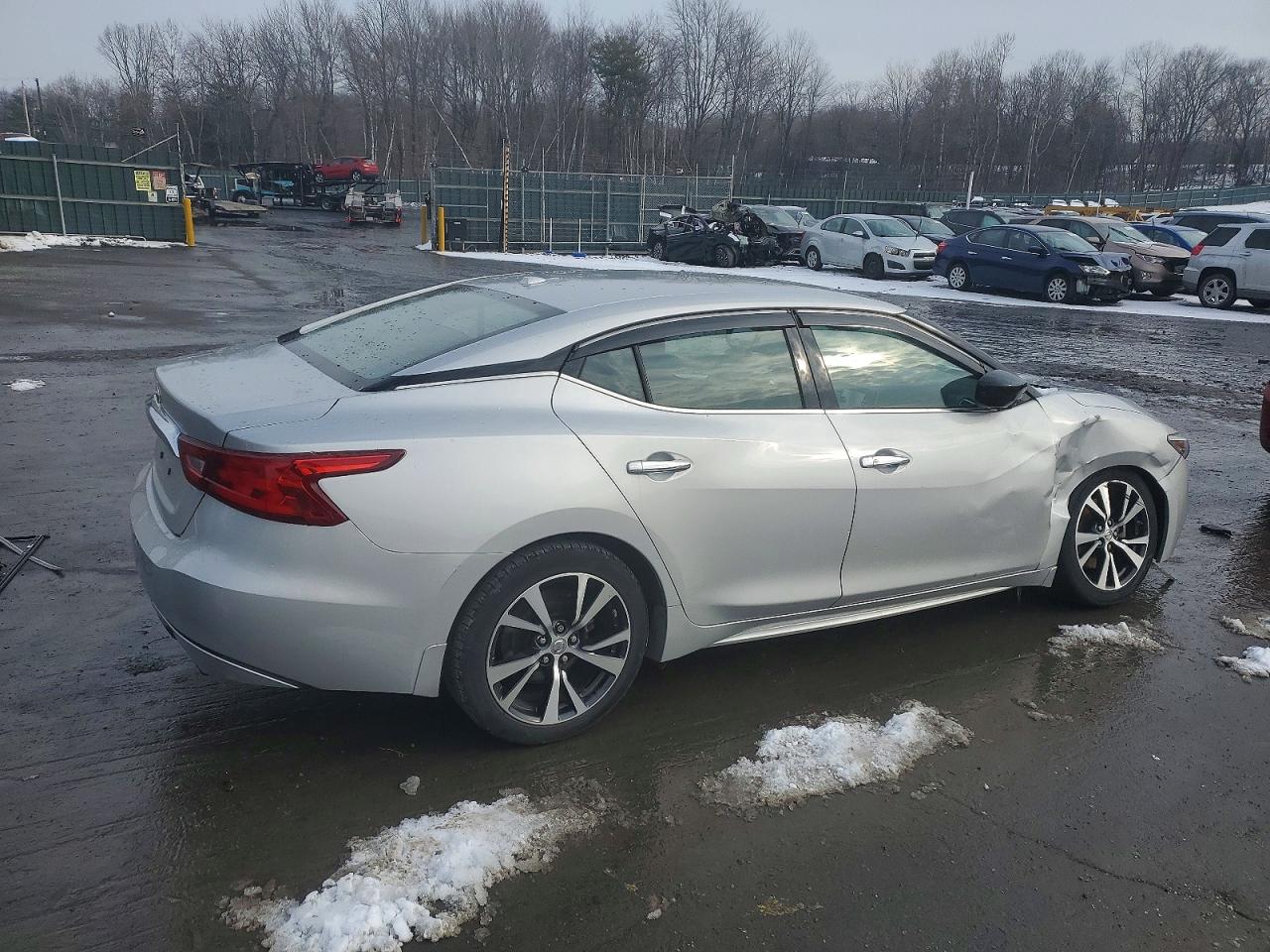 2017 NISSAN MAXIMA 3.5S photo 3