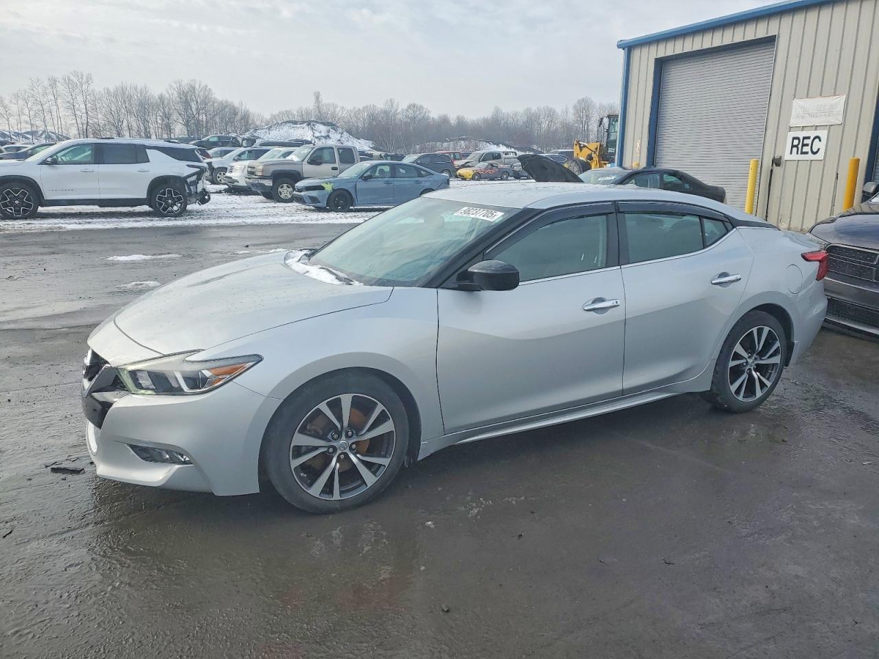 2017 NISSAN MAXIMA