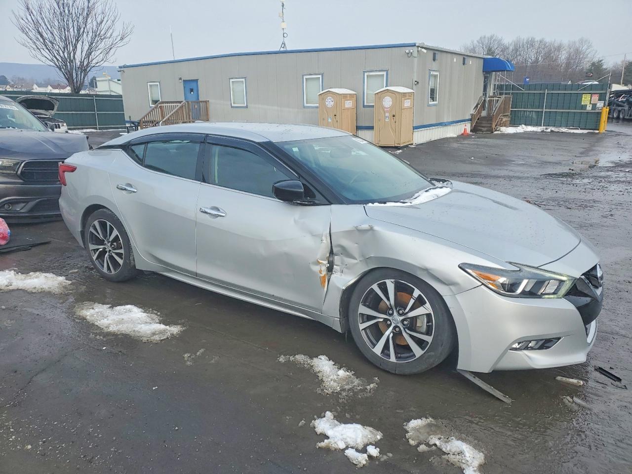 2017 NISSAN MAXIMA 3.5S photo 4