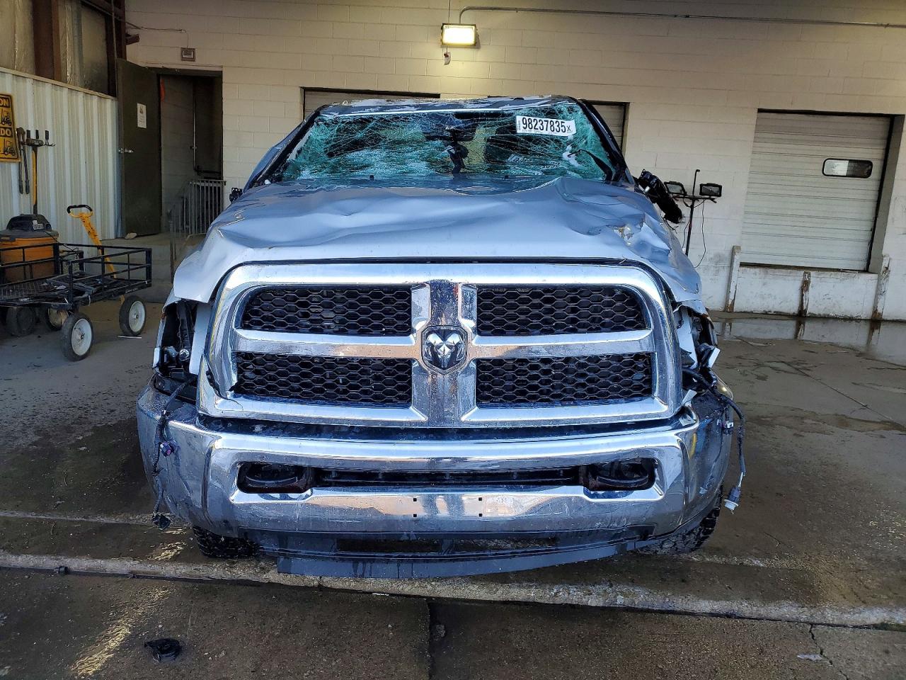 2018 RAM 2500 ST photo 5