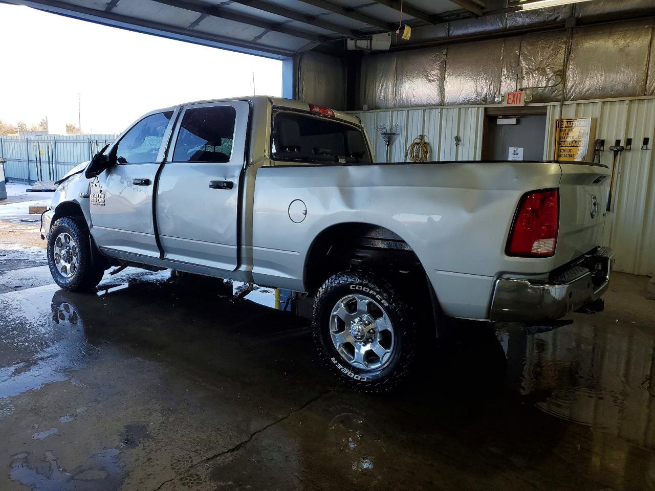 2018 RAM 2500 ST photo 2
