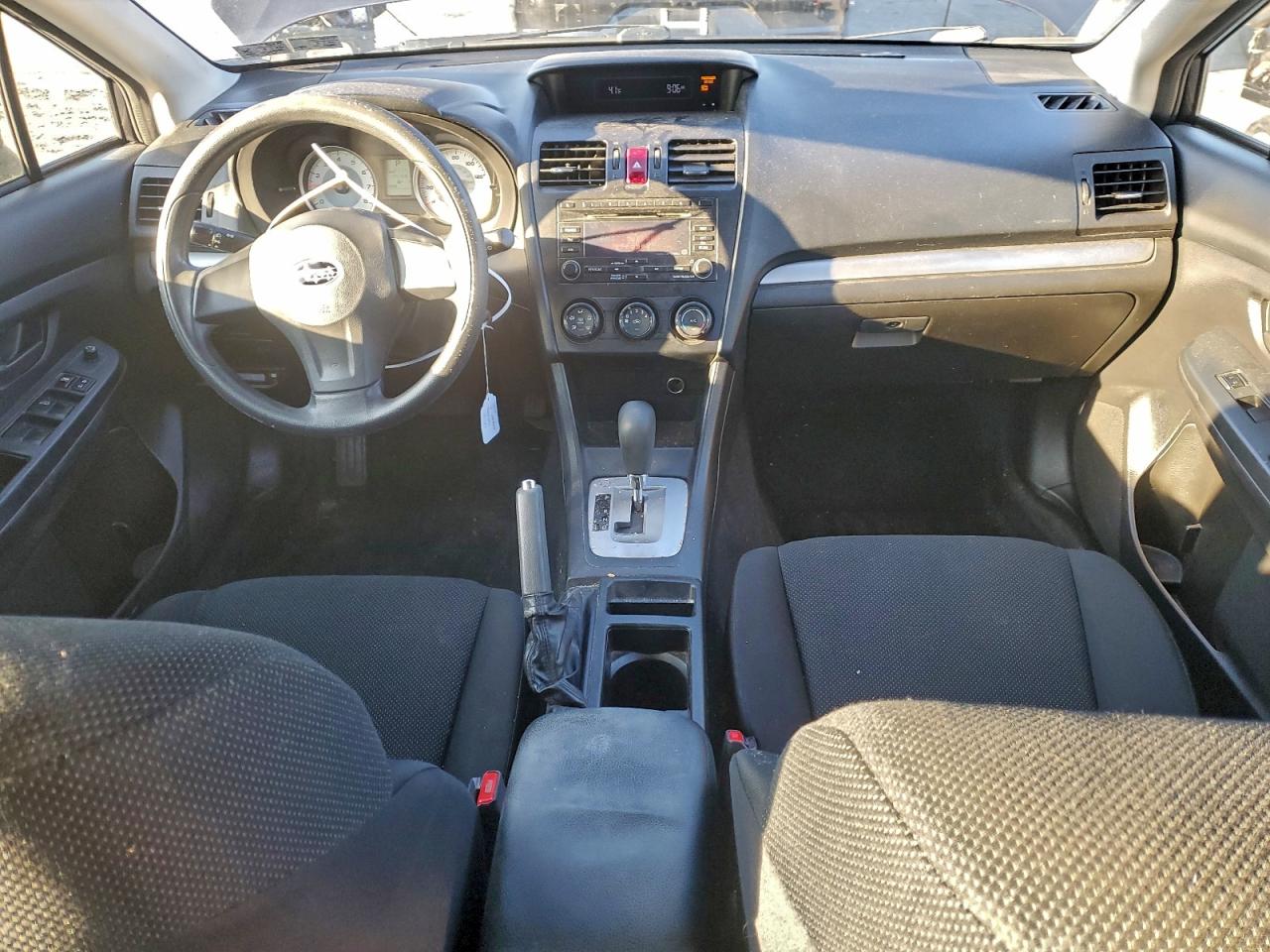 2012 SUBARU IMPREZA photo 8