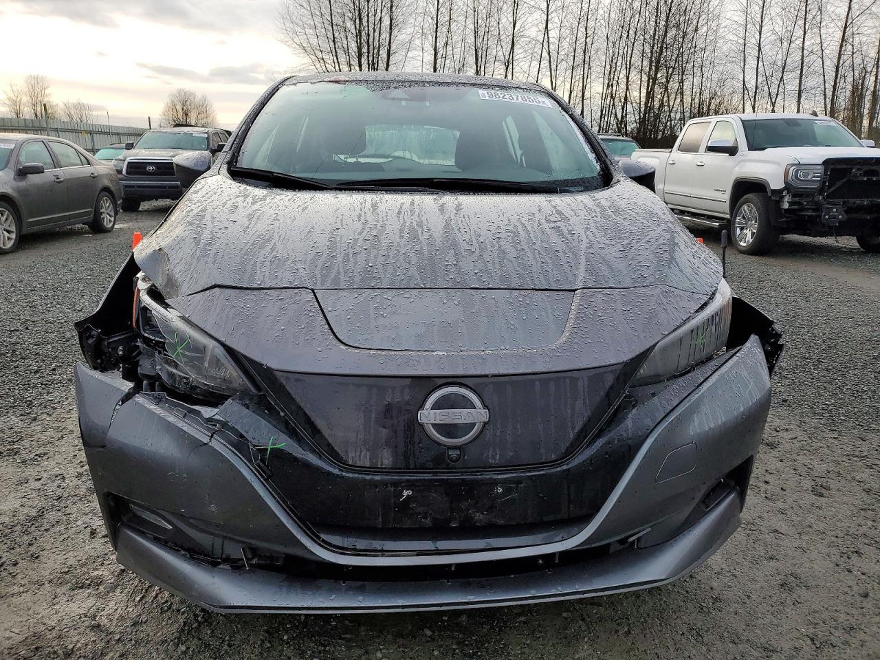2025 NISSAN LEAF SV PLUS photo 5