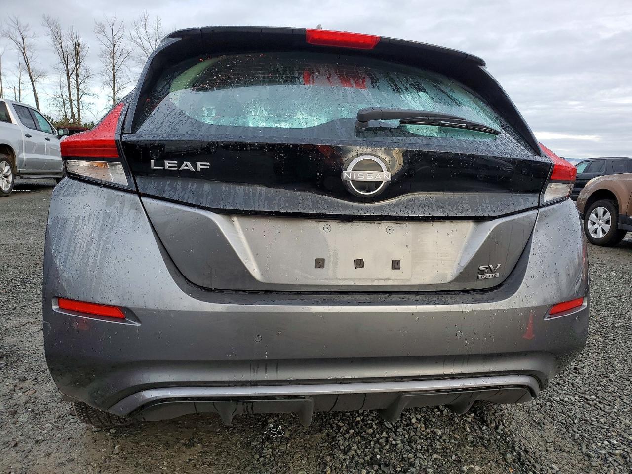 2025 NISSAN LEAF SV PLUS photo 6