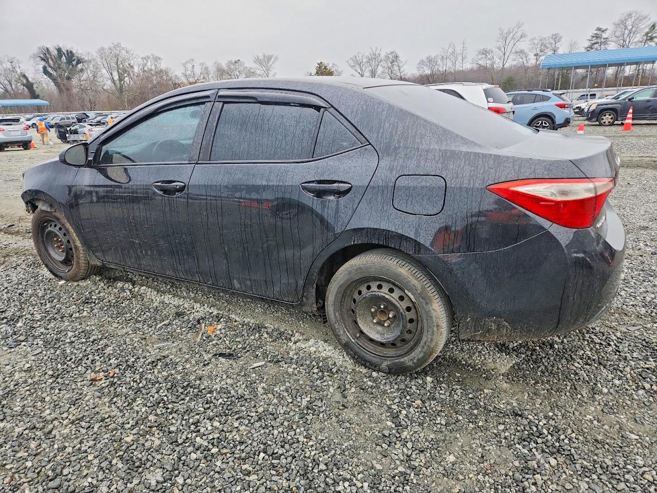 2014 TOYOTA COROLLA L photo 2