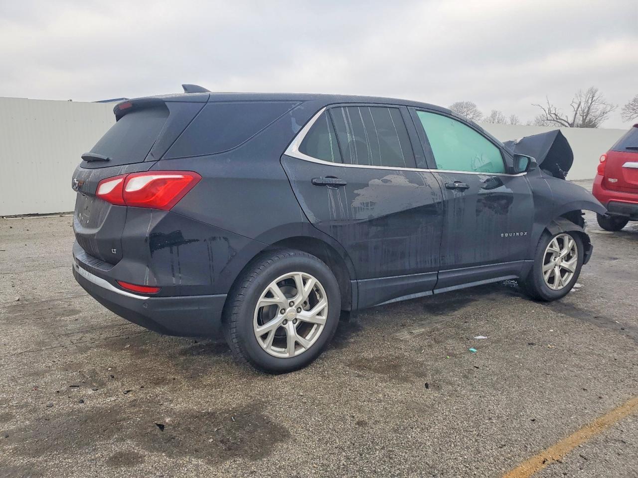 2021 CHEVROLET EQUINOX LT photo 3