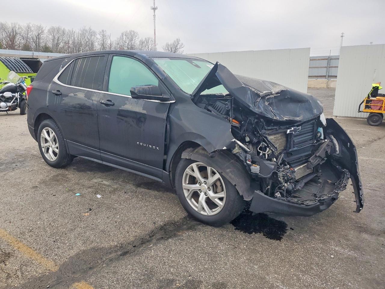 2021 CHEVROLET EQUINOX LT photo 4
