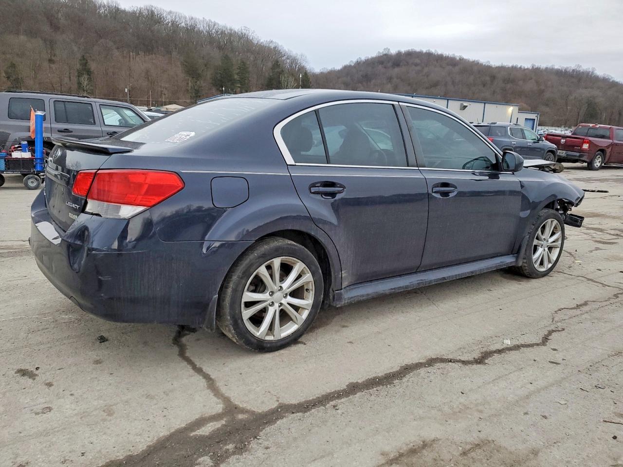 2013 SUBARU LEGACY 2.5I PREMIUM photo 3
