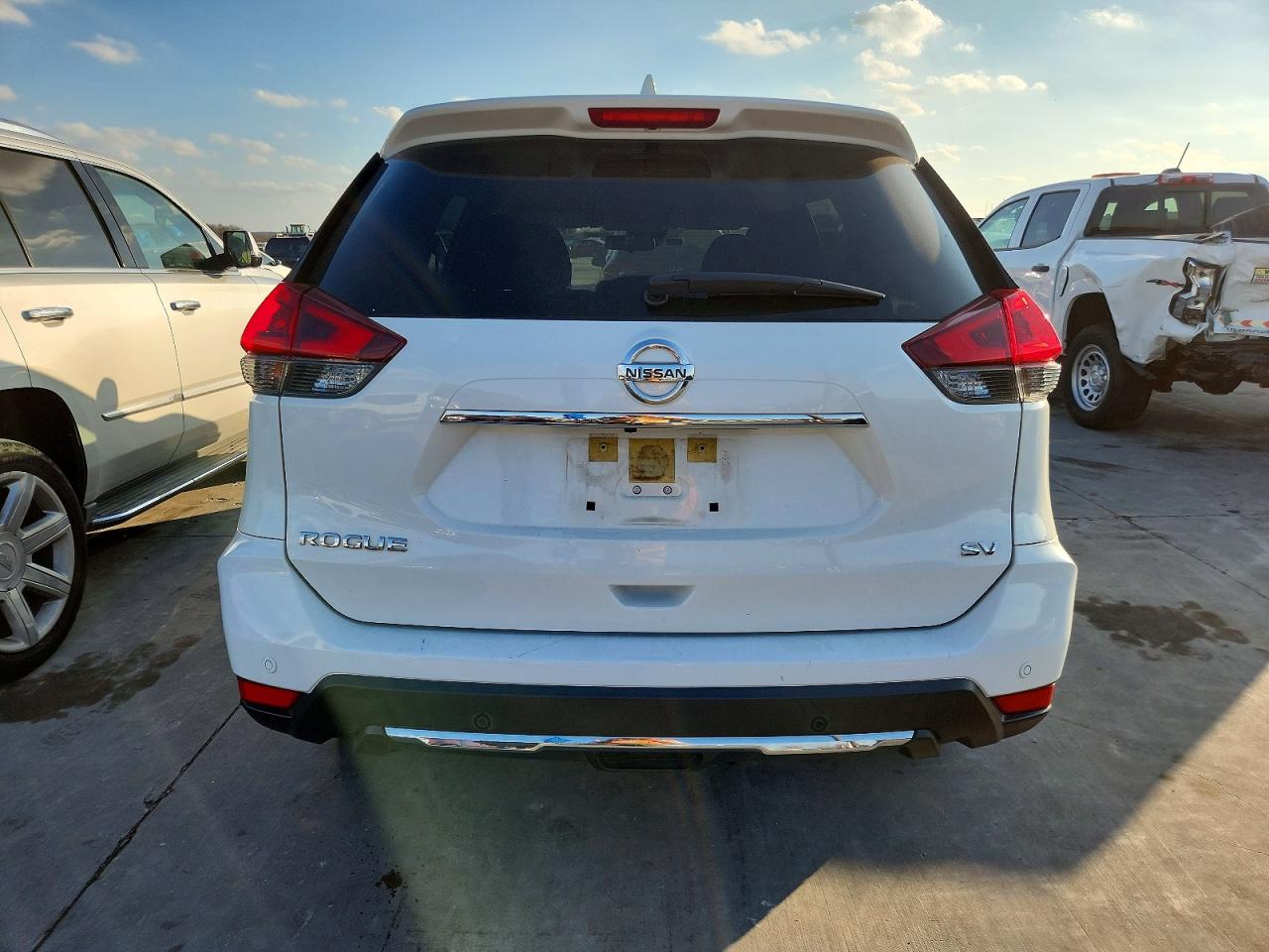 2019 NISSAN ROGUE S photo 6