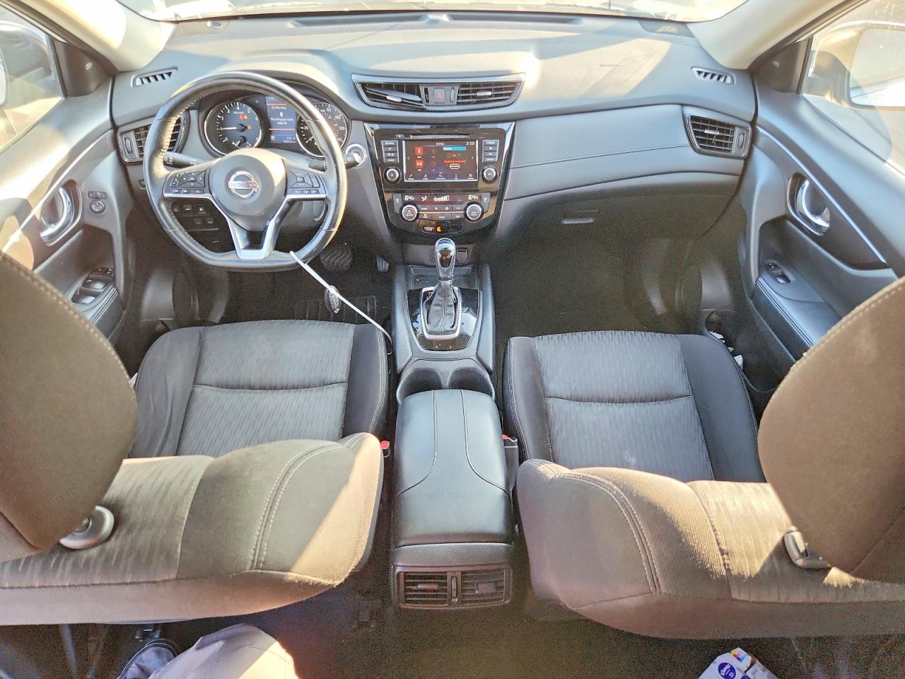 2019 NISSAN ROGUE S photo 8