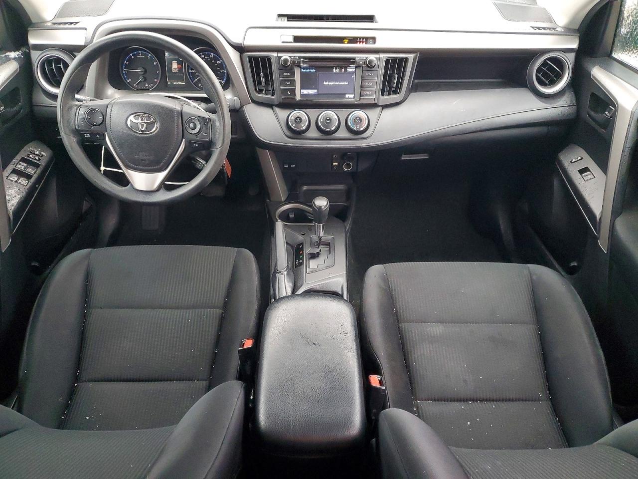 2017 TOYOTA RAV4 LE photo 8