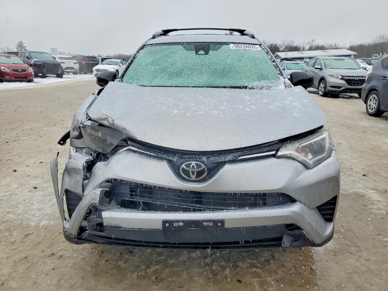 2017 TOYOTA RAV4 LE photo 5