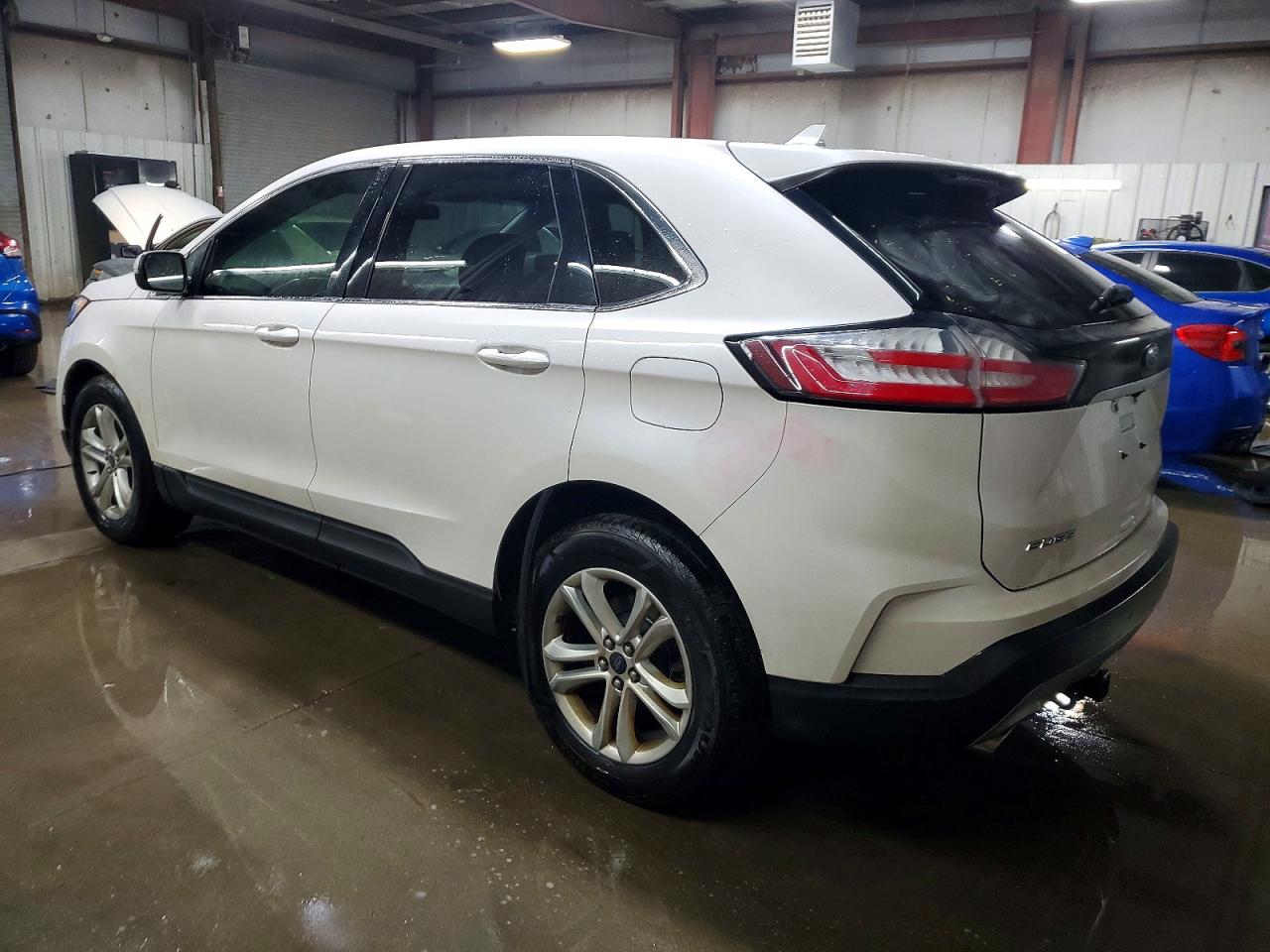 2019 FORD EDGE SEL photo 2