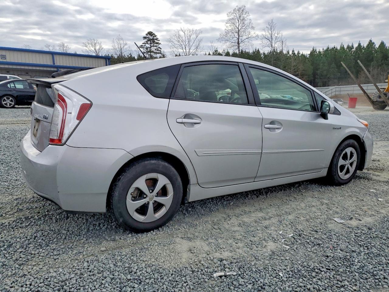 2013 TOYOTA PRIUS photo 3