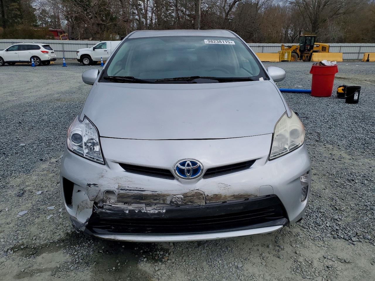 2013 TOYOTA PRIUS photo 5