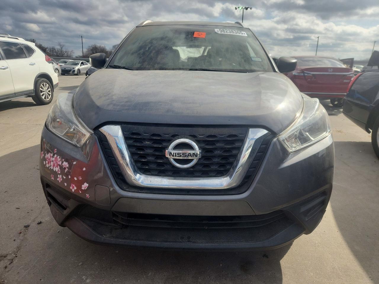 2019 NISSAN KICKS S photo 5