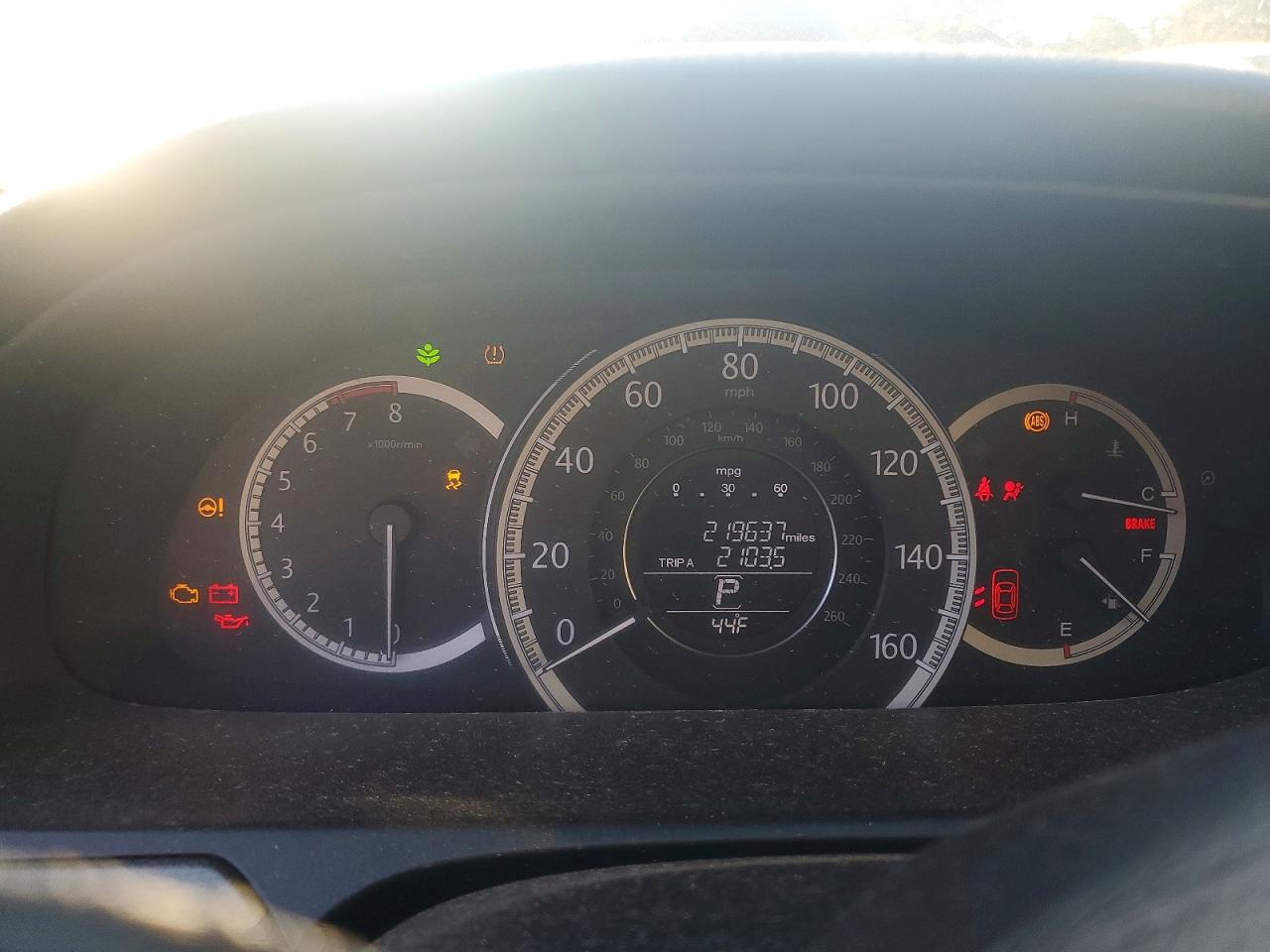 2014 HONDA ACCORD LX photo 9