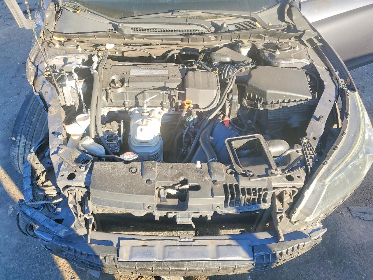 2014 HONDA ACCORD LX photo 11