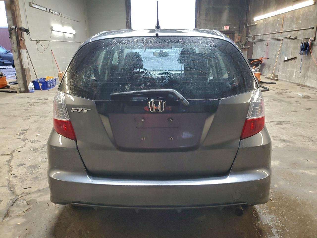 2013 HONDA FIT photo 6