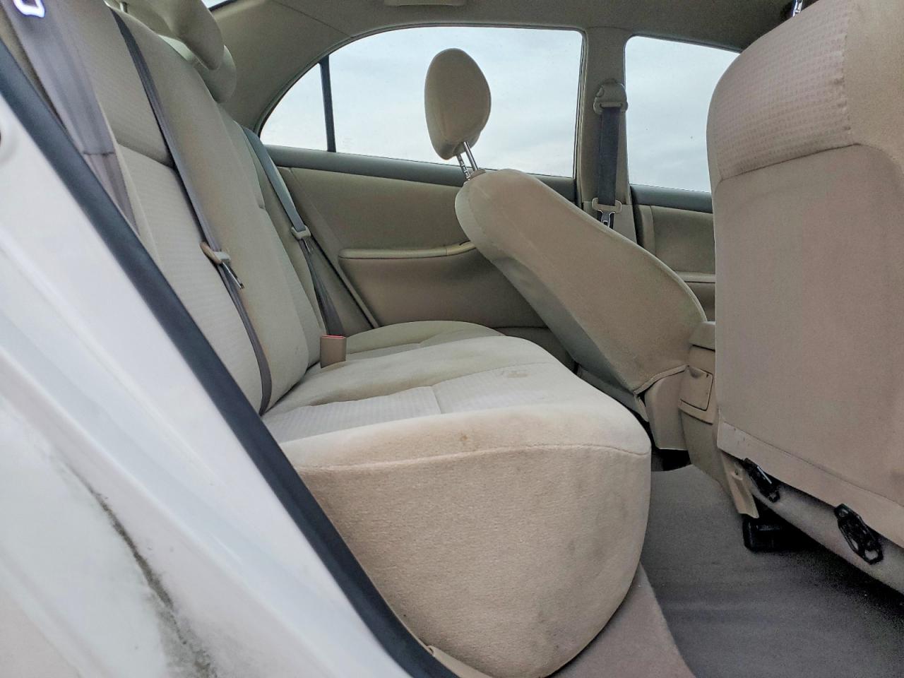 2007 TOYOTA COROLLA CE photo 10