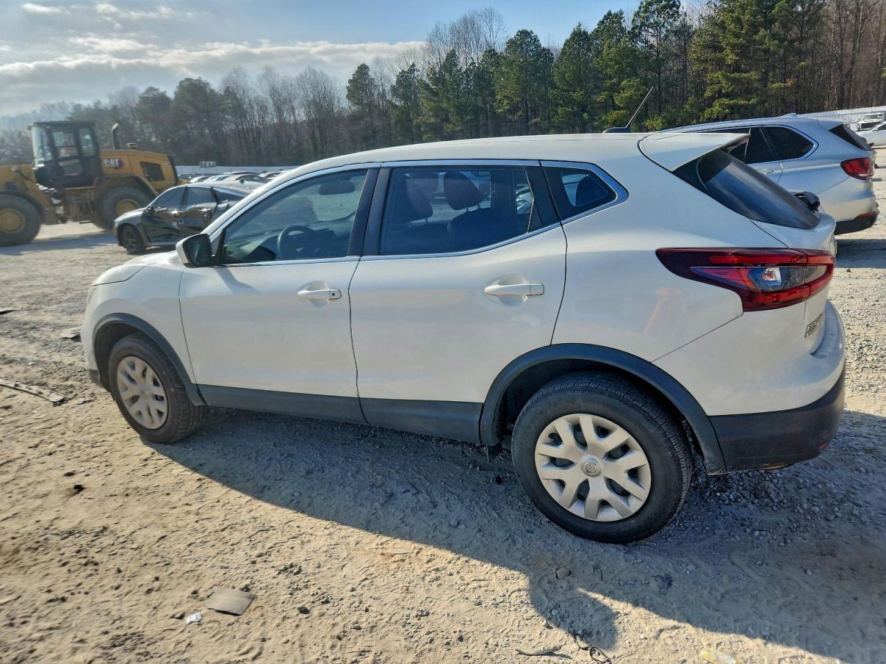 2020 NISSAN ROGUE SPORT S photo 2