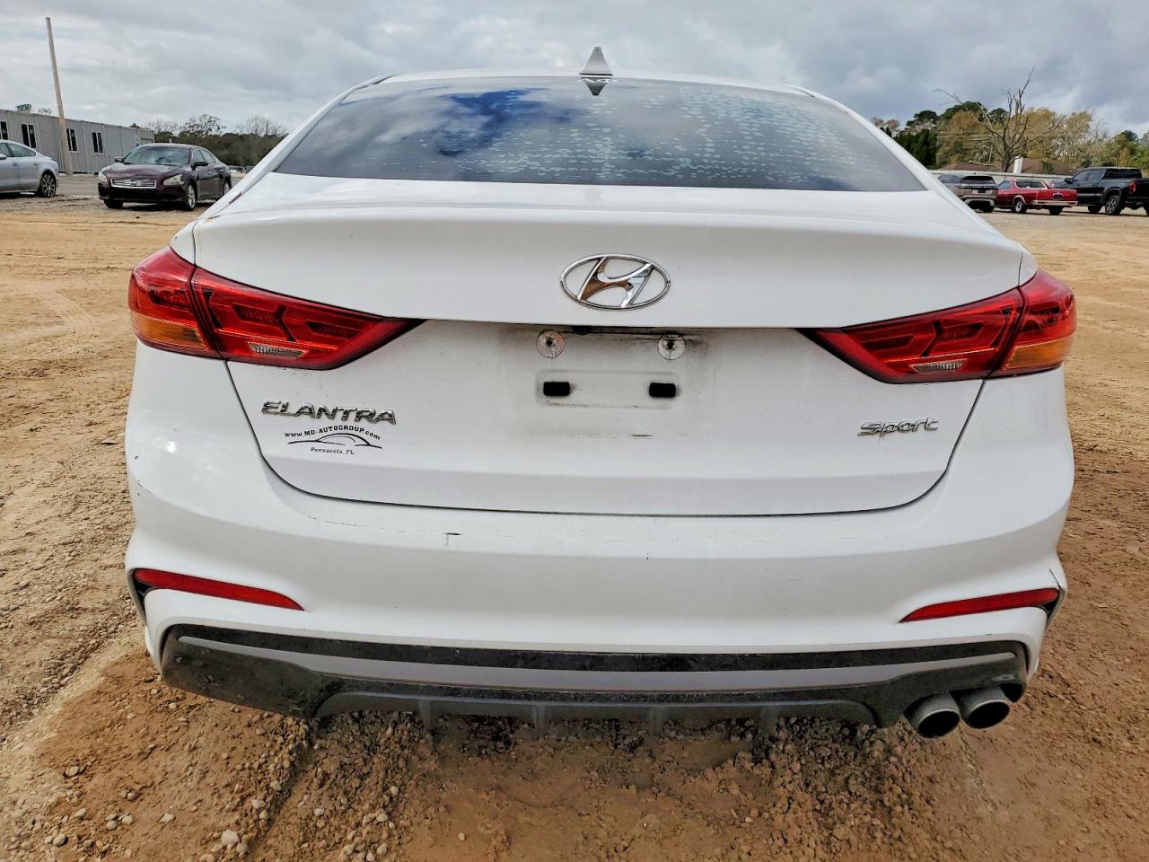 2017 HYUNDAI ELANTRA SPORT photo 6