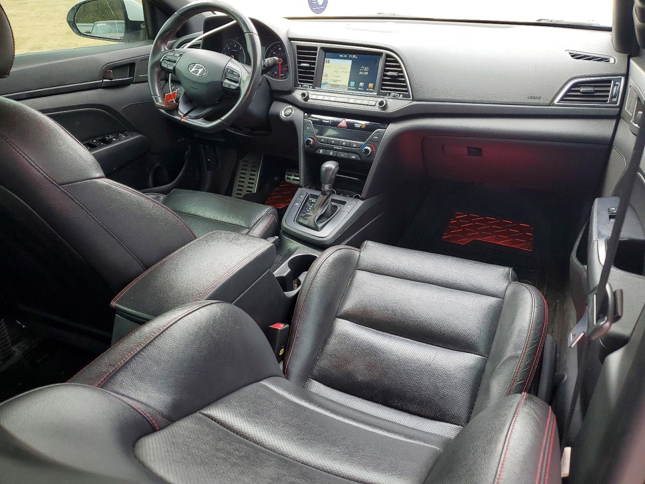 2017 HYUNDAI ELANTRA SPORT photo 8