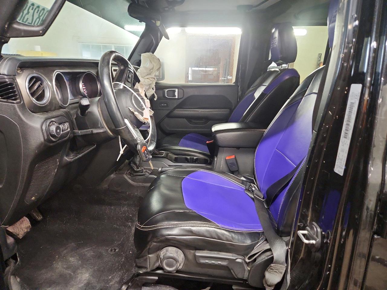 2018 JEEP WRANGLER UNLIMITED SAHARA photo 7