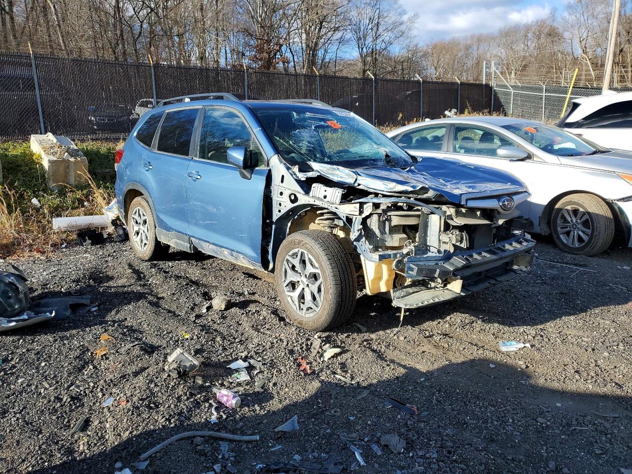 2021 SUBARU FORESTER PREMIUM photo 4