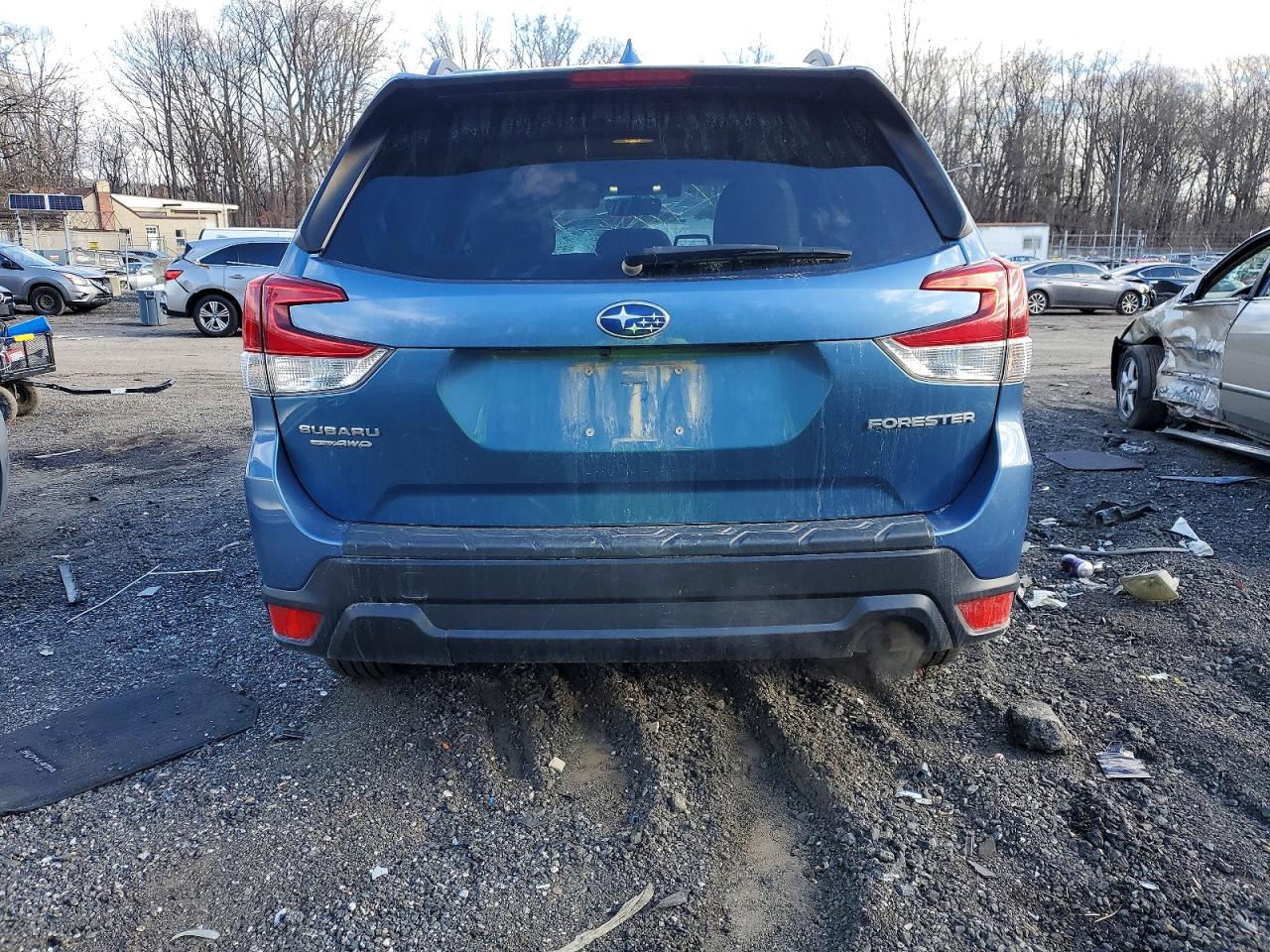 2021 SUBARU FORESTER PREMIUM photo 6