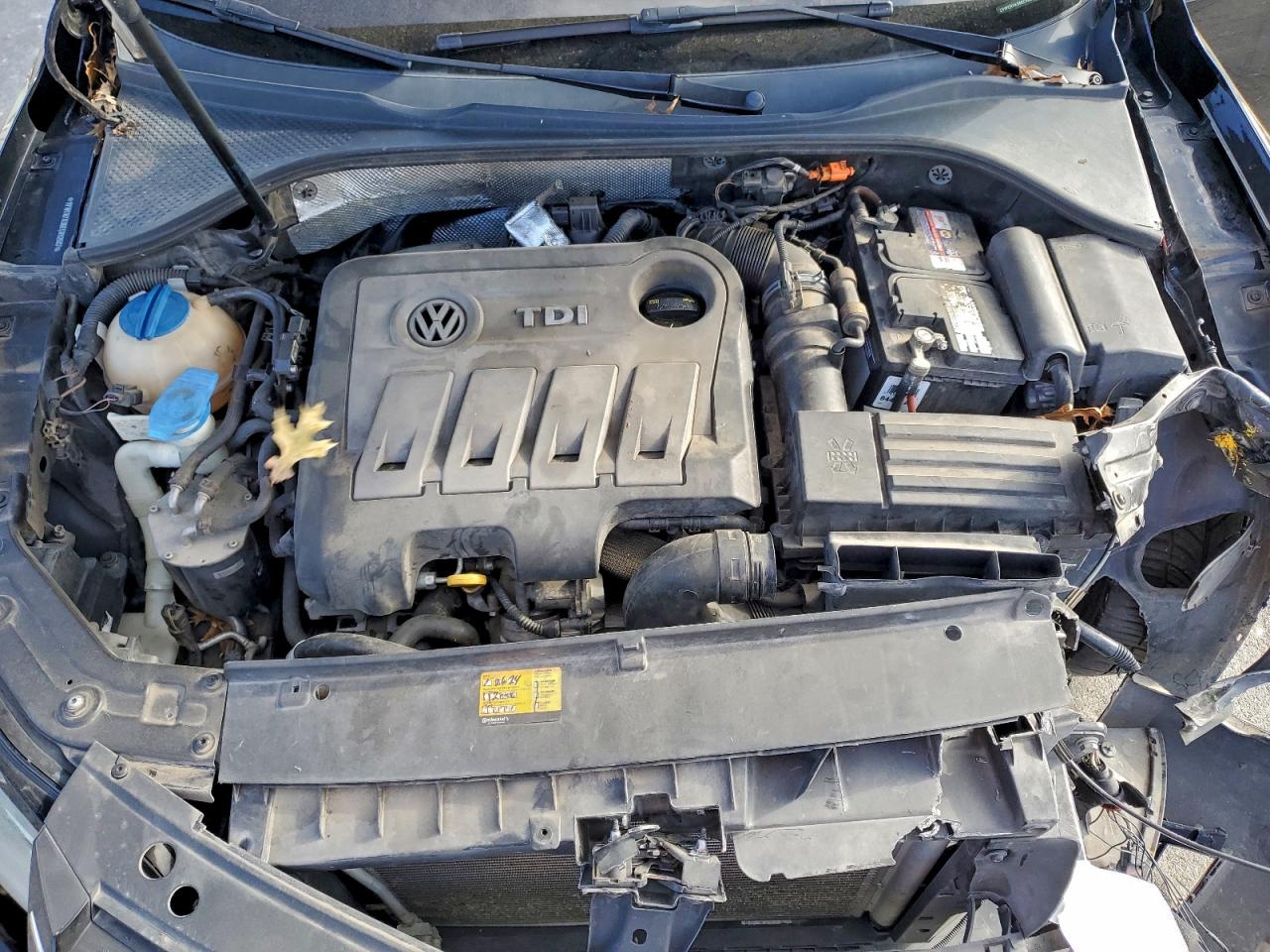 2014 VOLKSWAGEN PASSAT SEL photo 11