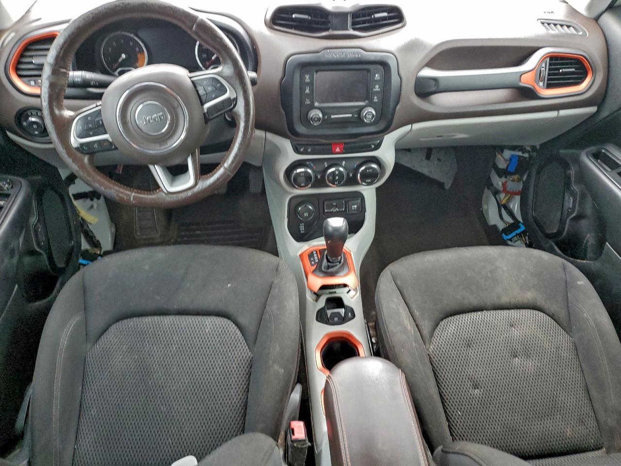 2015 JEEP RENEGADE LIMITED photo 8