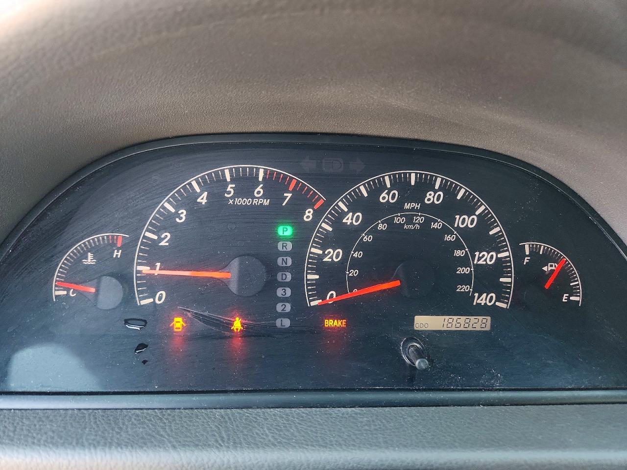 2006 TOYOTA CAMRY LE photo 9