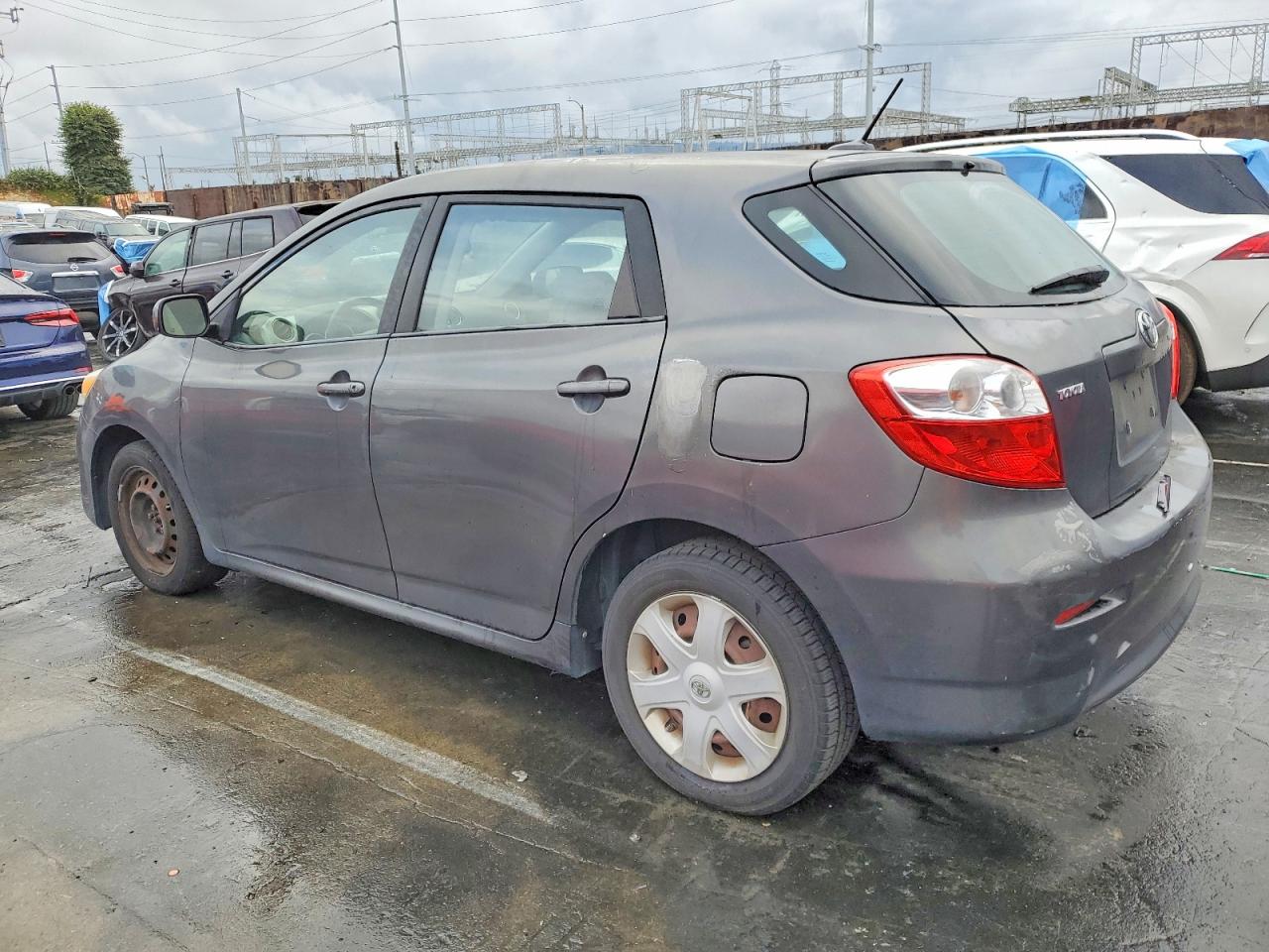 2009 TOYOTA COROLLA MATRIX photo 2