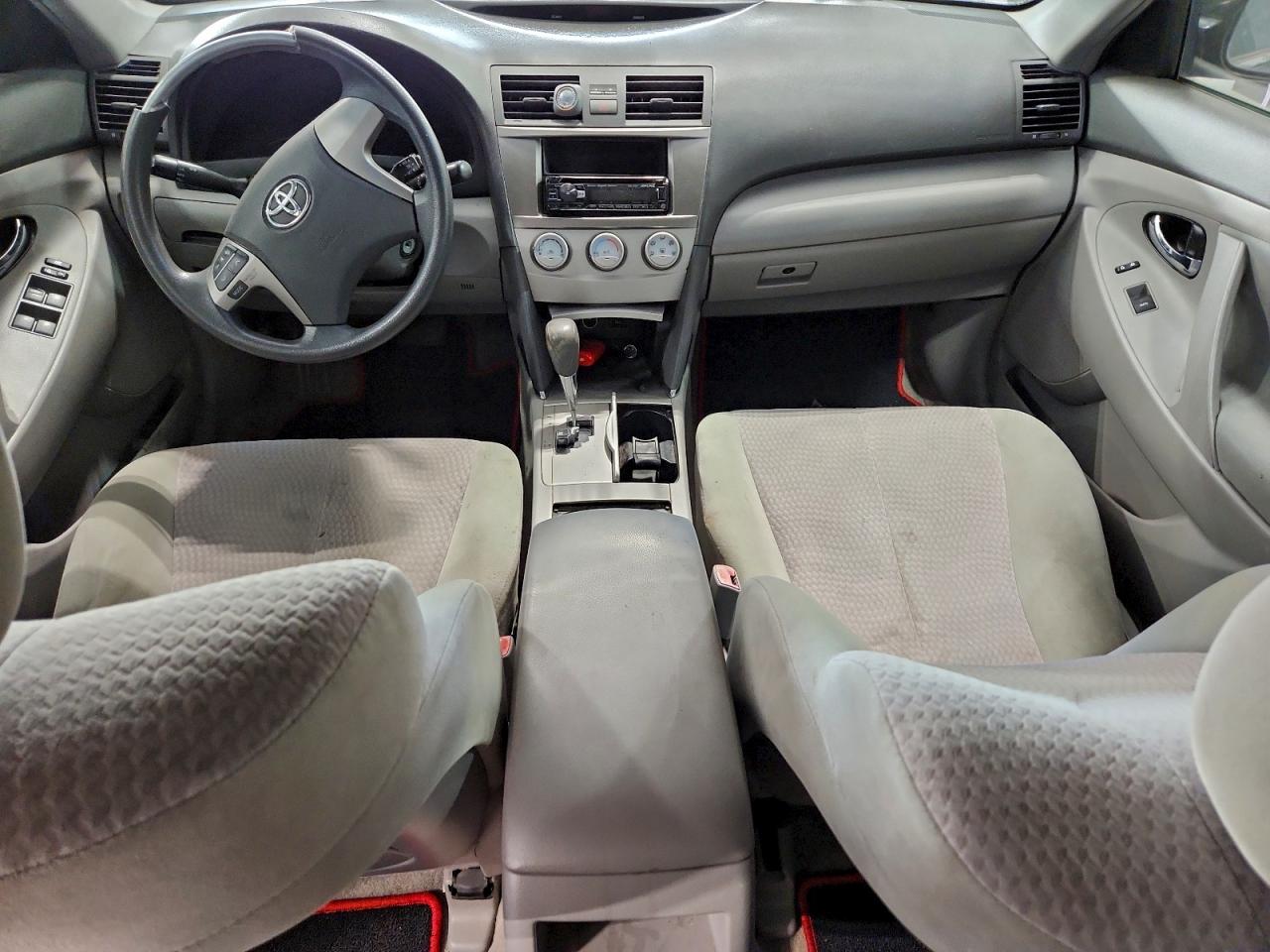 2010 TOYOTA CAMRY BASE photo 8